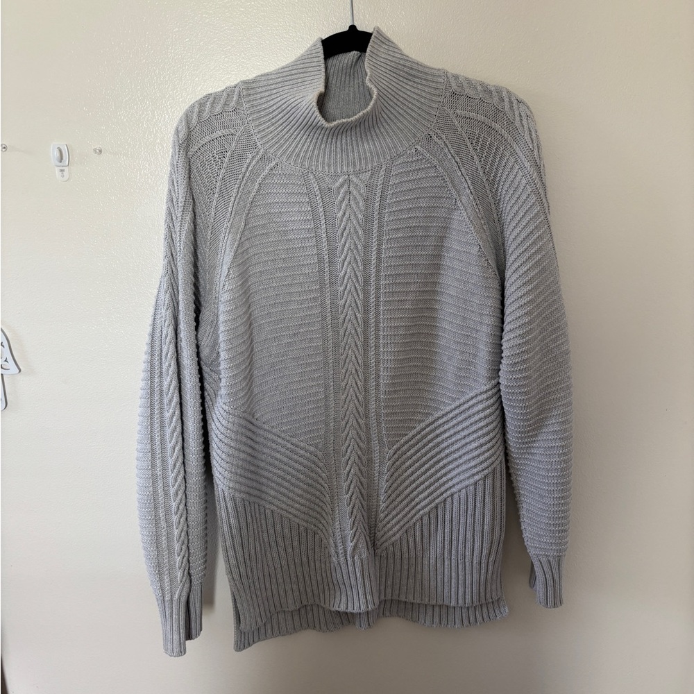 Cozy Gray Turtleneck Sweater - thick